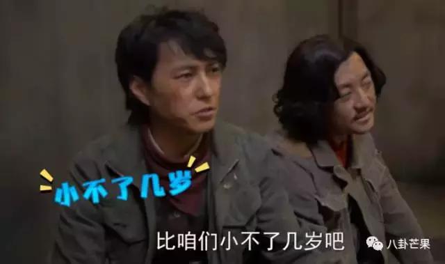 要被靳东的角色蒙蔽了双眼,他本人只有四岁,不能再多!