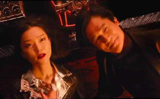 王家卫摆渡人电影之后拍什么,王家卫摆渡人明星抱团怼观众