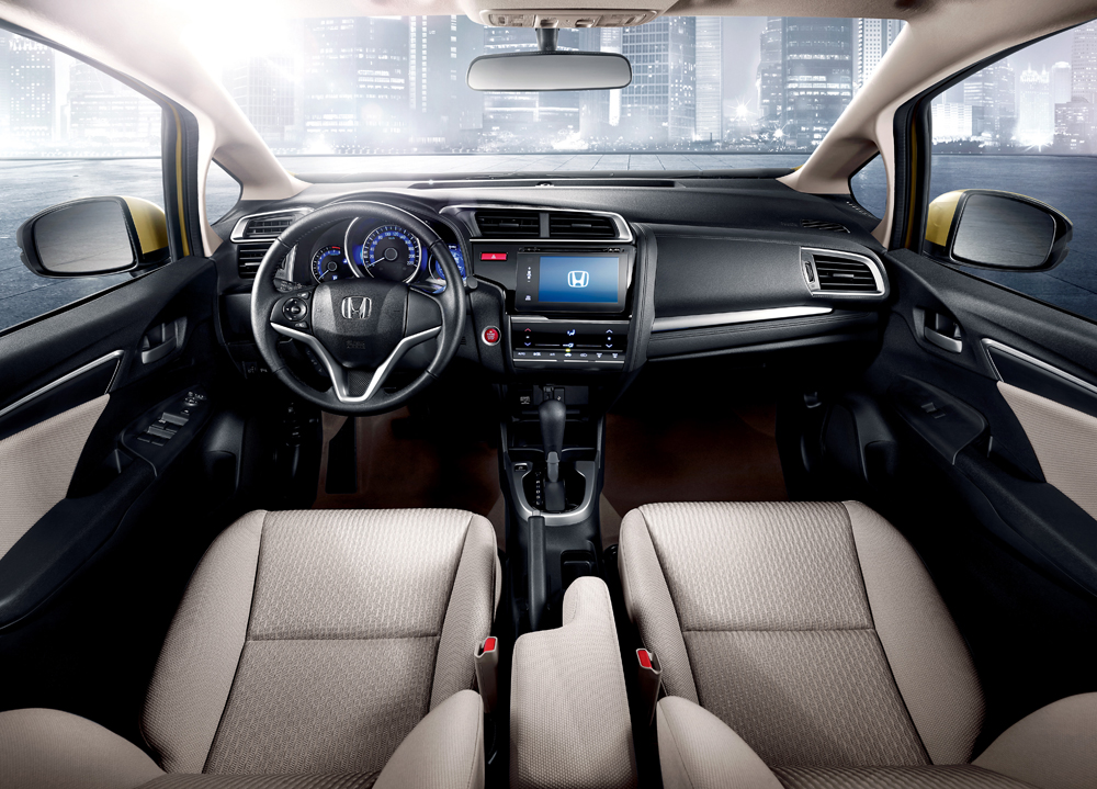 a柱盲区最大的车,每辆车的点位不一样怎么办