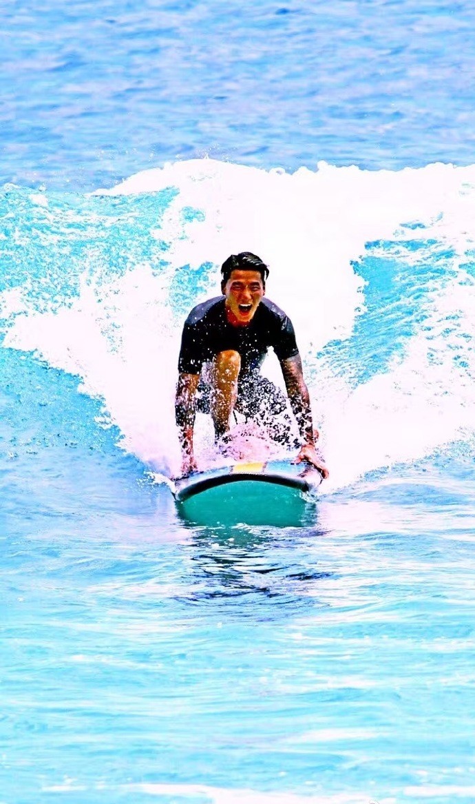 李一哲性格,李一哲演艺经历