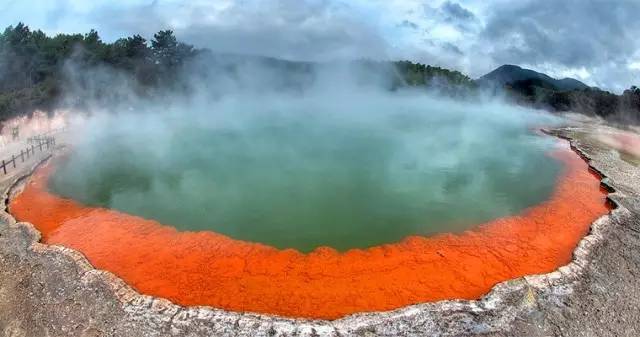 世界十大温泉排名第一,世界十大温泉镇