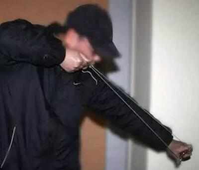 弹弓最精准的握法,弹弓短拉中拉和长拉哪一个更精准