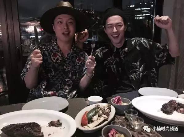 韩国肌肉男模日常穿搭 (韩国男模穿衣风格)