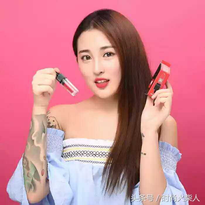 五星好评口红一百元就能买到