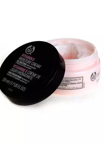 干皮缺水面霜的正确步骤,干皮上妆好的保湿霜