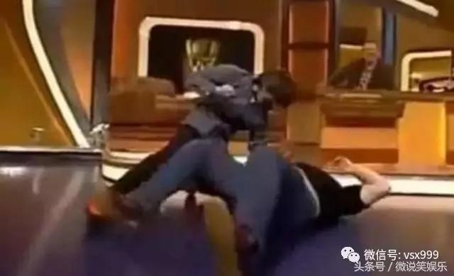 李小龙和周星驰的师傅,周星驰李小龙动作对比喜剧之王