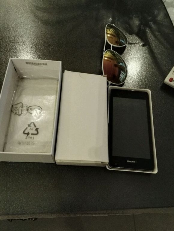 记得它么,海思处理器的首款——华为荣耀四核爱享版开箱