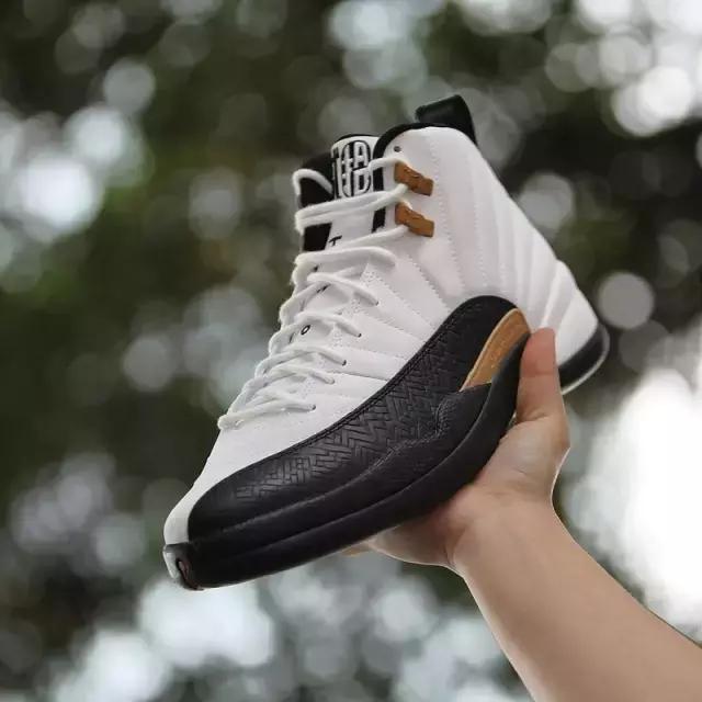 undefeated联名aj4复刻,近日aj4复刻