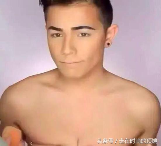 哇！化妆术“擦”掉身体，将腰打结了？