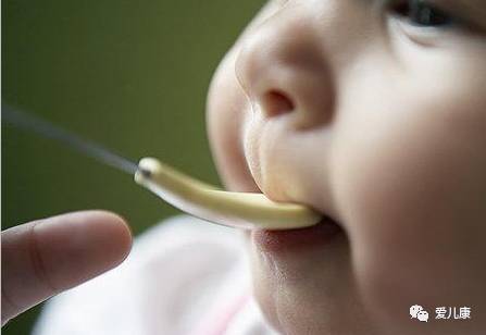 宝宝喉咙有痰快速恢复十大方法,宝宝鼻腔有痰医生让吸痰