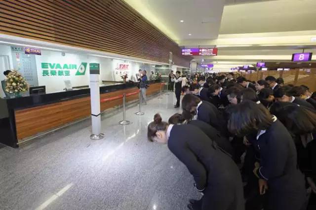 复兴航空行为,复兴航空公司停飞