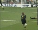 足球场上的奇葩进球,盘点足坛十大奇葩门将