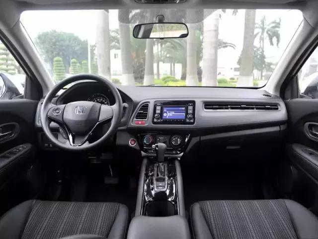 面包车和suv哪个省油,开空调也不费油的国产suv