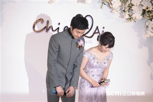 福原爱江宏杰亲密视频,江宏杰福原爱甜蜜视频日本