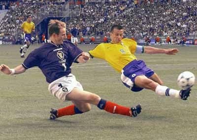 1998年法国世界杯16强对阵图,1998法国世界杯巴西vs摩洛哥