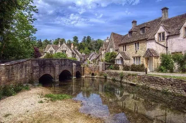 浜氭床寤変环鑸┖瀹樼綉,鎮﹁娉板浗鏃呰