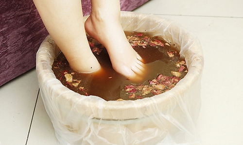 有事没事多泡泡脚,加上这几位药效果更好!