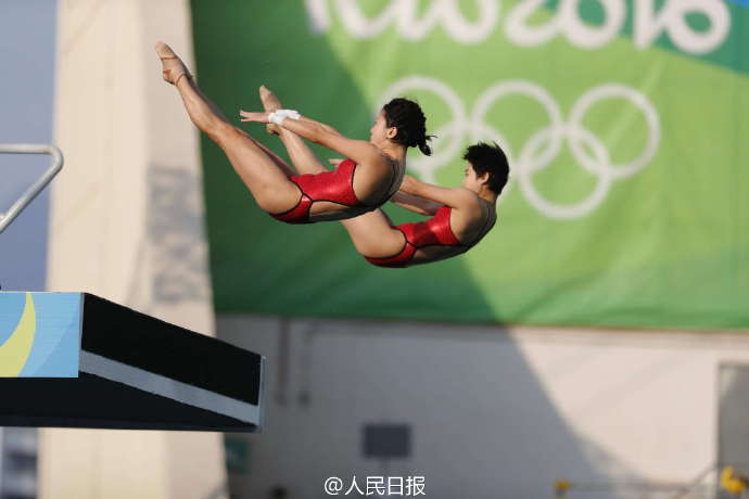 美过baby的跳水皇后冒着截瘫危险参加奥运终加冕五冠王!