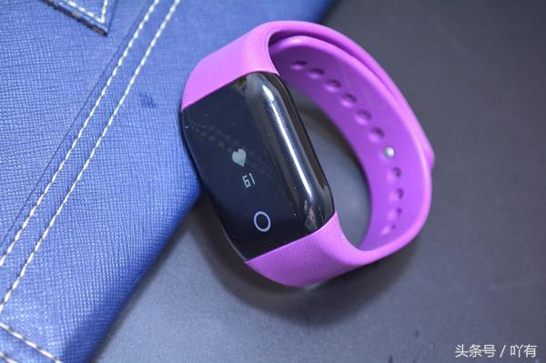 新科技，内置血氧、血压监测功能DuDowatch，又省一笔