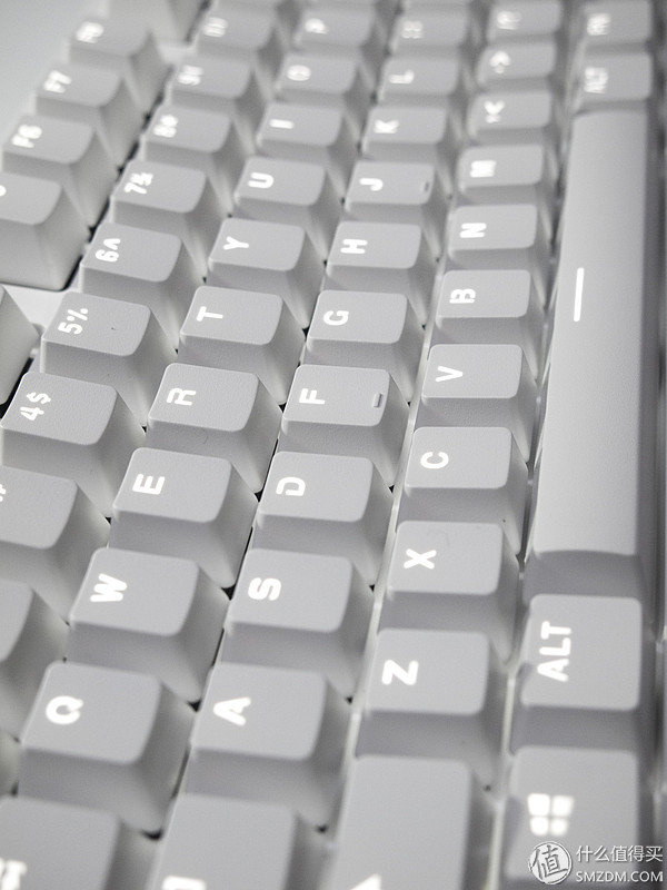 悦米机械键盘反应迟钝,悦米mk01机械键盘