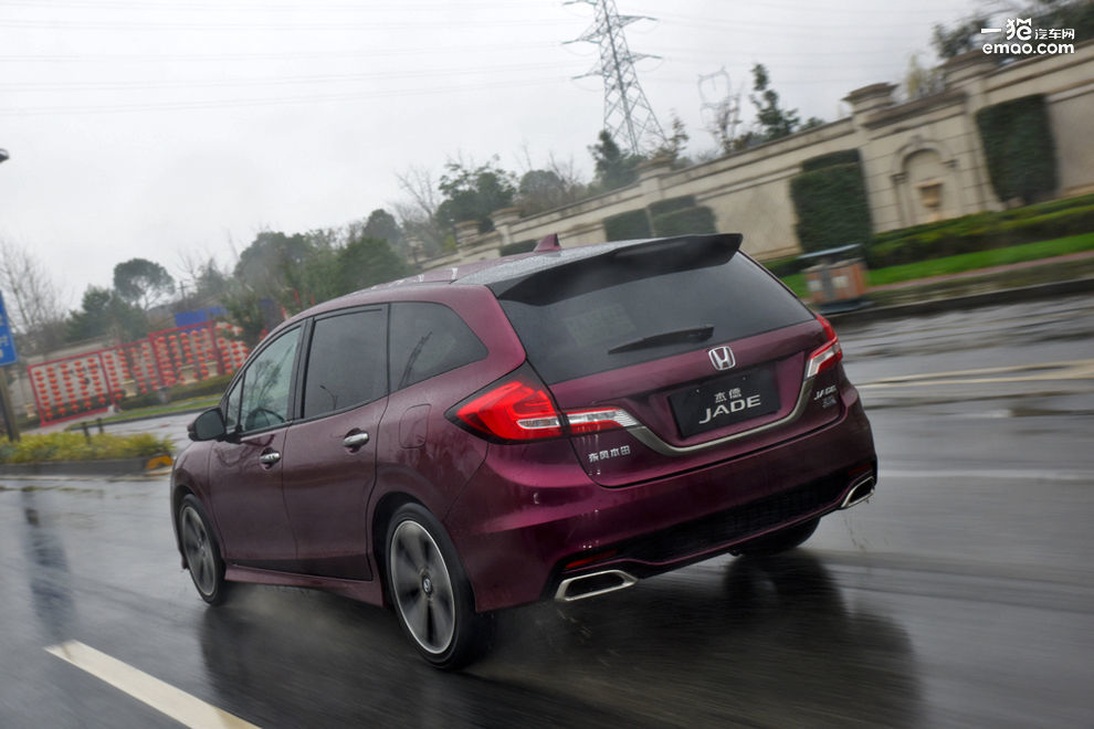 杰德旅行车试车评测,试驾2017款杰德1.5t6座