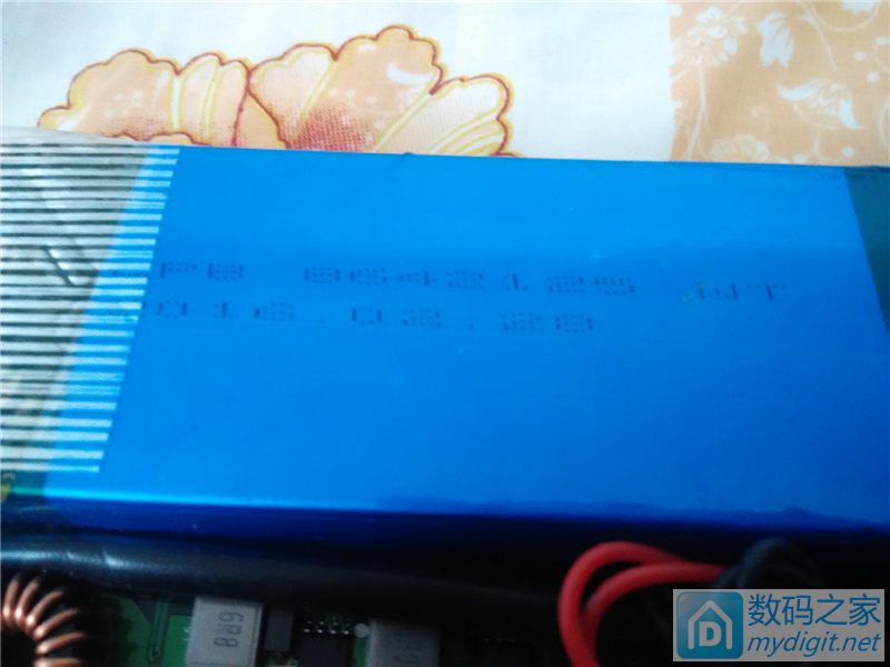 拆个老古董电池,拆个雅迪锂电池