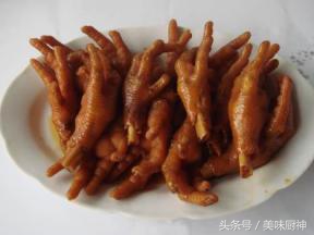 海鸡脚正确的吃法,鸡脚面条的神仙吃法