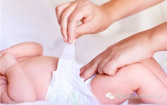 宝宝屁股里流脓怎么回事,宝宝屁屁有硬块没有流脓