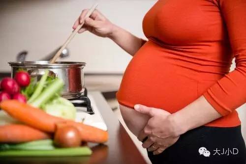 多吃少动、防辐射服、坐月子?美国医生教我的孕期保养