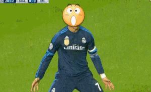 神创意！足坛炫酷特效，梅西C罗皆成赛亚人！