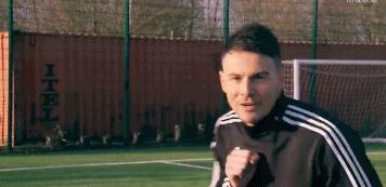 搞笑点球gif,gif梅西颠球