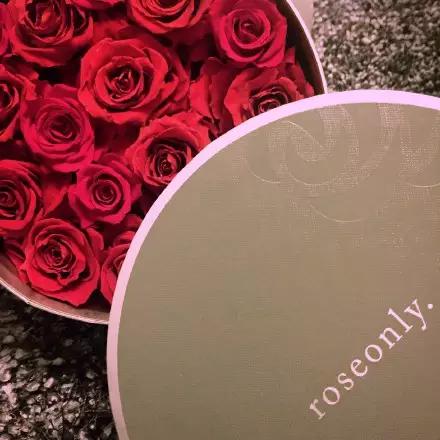 她们的情人节，虐狗指数绝对不逊于昆凌