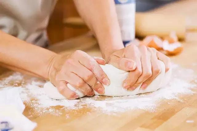 烘焙面包长条做法,烘焙甜面包老面做法