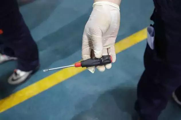 拯救瓶盖君——掏粪男孩的不眠之夜