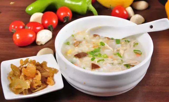 一碗普通的粥都能做的如此惊艳,一碗粥就能让我觉得人间值得