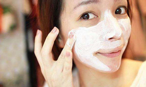 面膜一跟二是什么,面膜和面霜相比哪个保湿效果更好