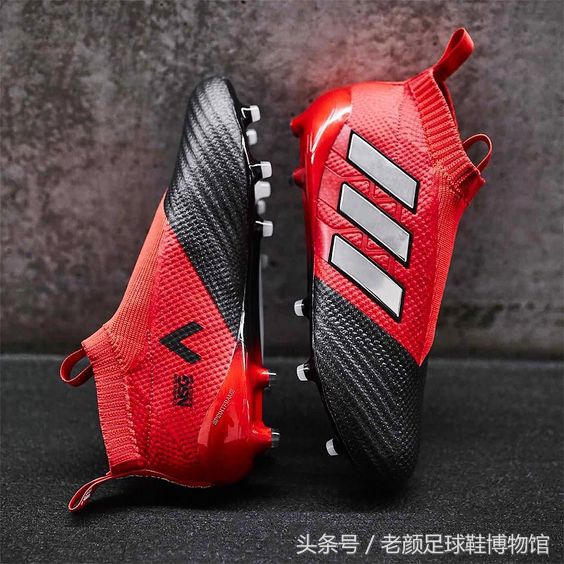 足球鞋阿迪和耐克谁更强,足球鞋耐克暗杀系列