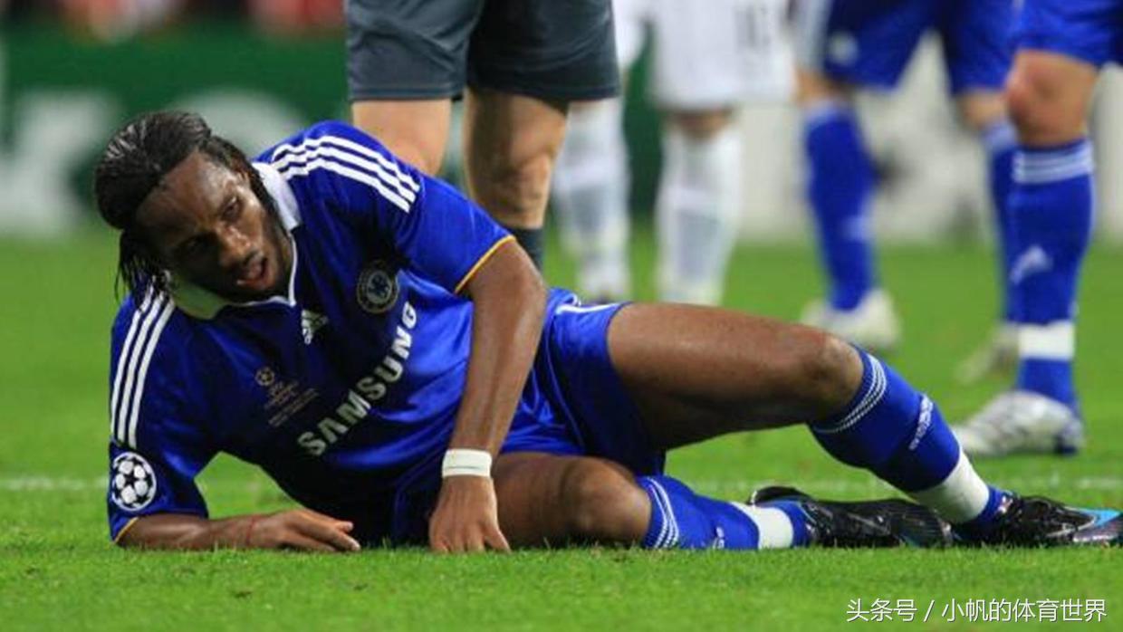 足坛中那些令人啼笑皆非的假摔，你不笑算我输