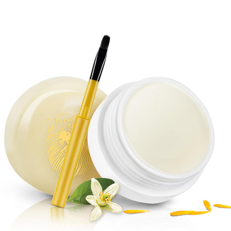 多好看的口红可不能随便瞎涂,大牌口红和廉价口红涂出来的区别