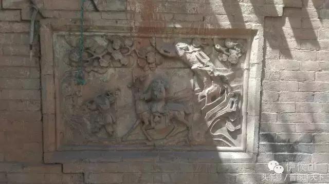 钟灵秀图片,钟灵秀一字马