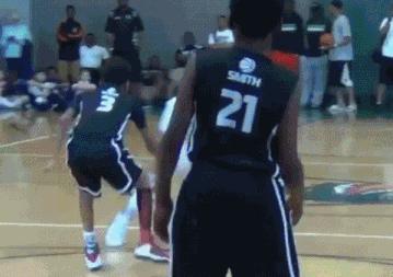 詹姆斯儿子像库里,詹姆斯儿子扣篮成功詹姆斯表现