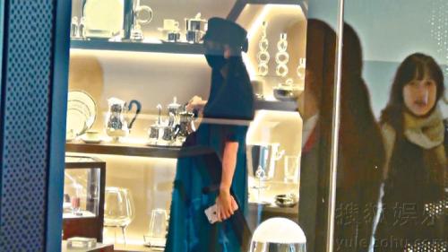 baby哪年生的小海绵,angelababy生小海绵是顺产吗