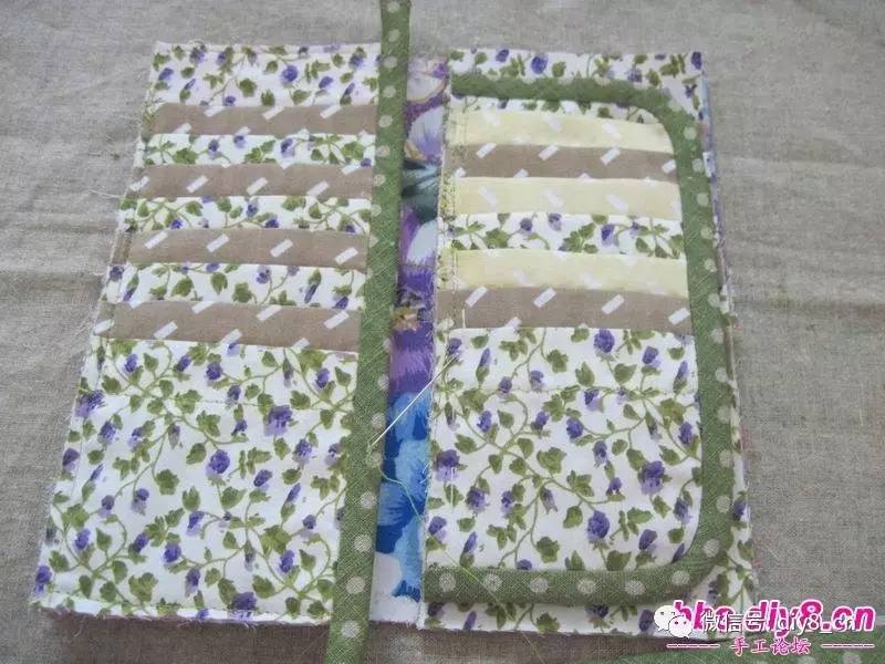 「百合幽兰」一款今年最流行草木绿色超多卡位的钱包教程，你来不来学？