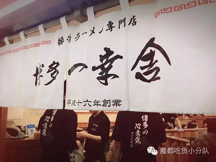 上海十大必吃美食街区排名,上海美食最多的商场推荐