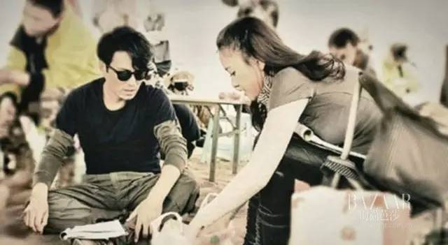 陈乔恩睫毛膏图片,陈乔恩深夜哭晕眼妆