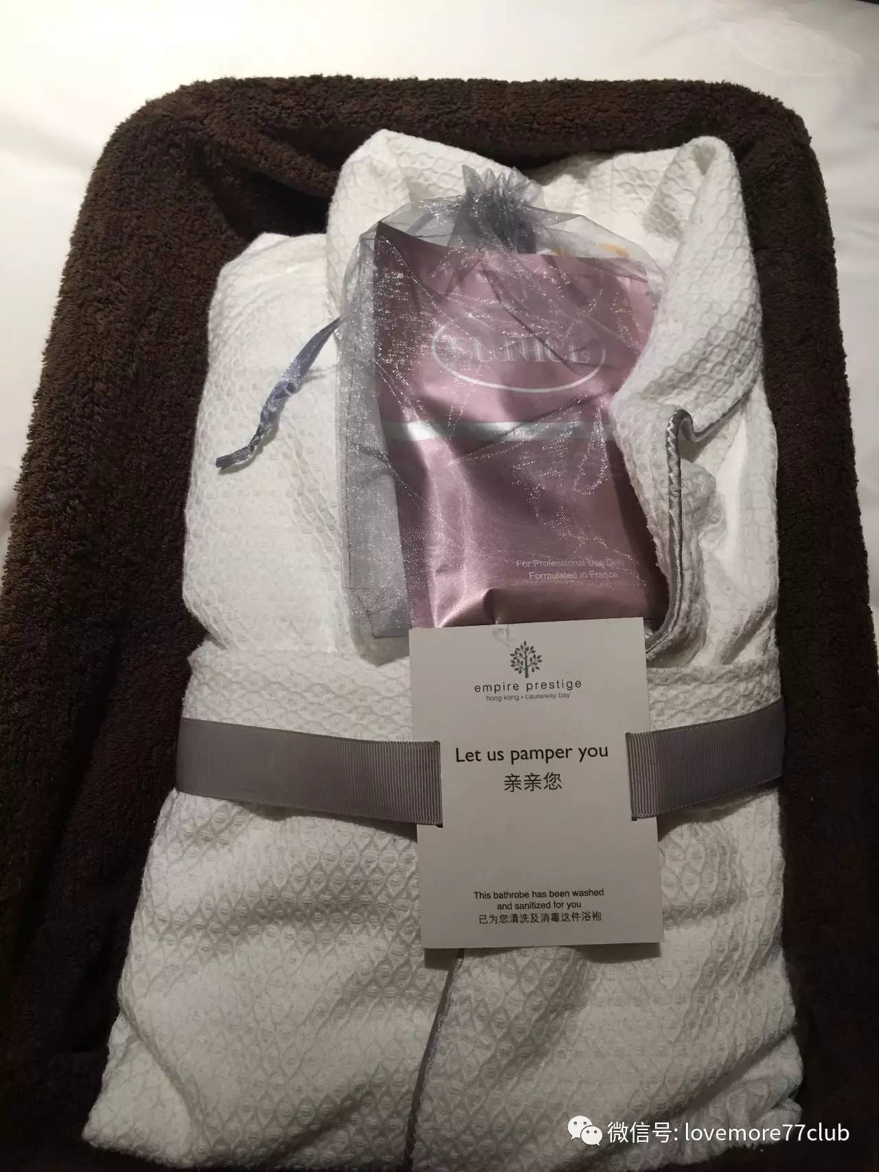 去香港住哪里比较方便吃的比较多,去香港住在哪个地区性价比高