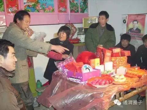 通渭民间习俗,甘肃定西通渭结婚习俗伴郎