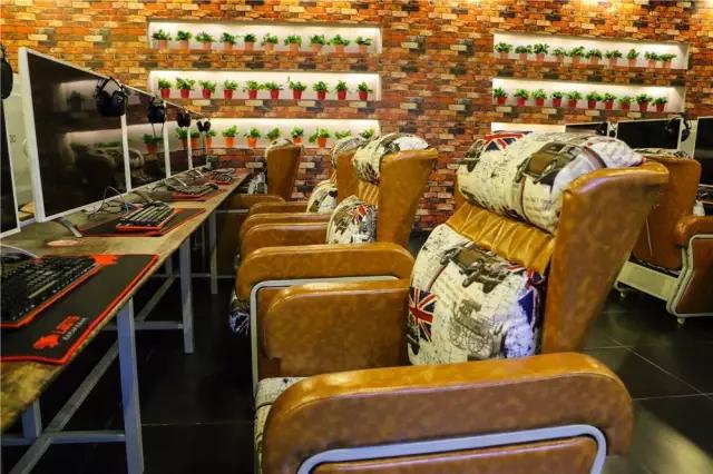 40寸曲面屏幕,40寸台球桌