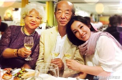 十首写给父母的经典歌曲，听完落泪，今年无论如何一定回家过年