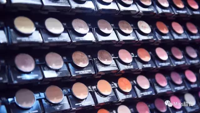 去香港必买的年货清单,春节香港年货购物攻略